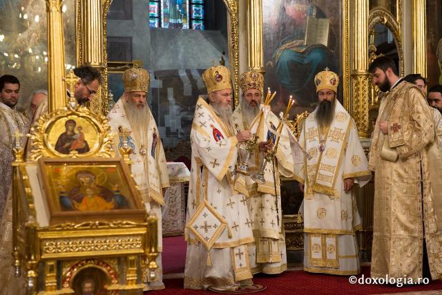 Κύριο Θέμα: Διεθνές Συνέδριο γιά τόν Γέροντα Σωφρόνιο - Θεολογική Συνάντηση στό Ἰάσιο