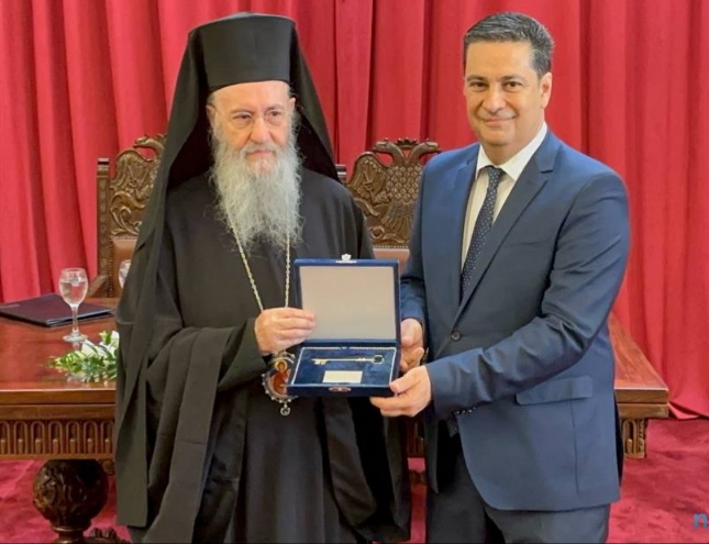 Ὁ Μητροπολίτης Ναυπάκτου ἐπίτιμος Δημότης τοῦ δήμου Ἀγρινίου