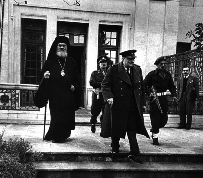 "Ματωμένα Ράσα" Αρχιεπίσκοπος Δαμασκηνός (Παπανδρέου)