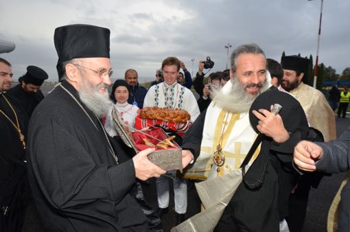 Στό Ιάσιο τής Ρουμανίας  μέ τό λείψανο τού αγίου Πολυκάρπου καί τήν διδασκαλία τού π. Ιωάννου Ρωμανίδη